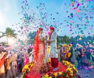 Grand Paper Confetti Wedding Decoration in Delhi NCR with colorful confetti blast during wedding ceremony